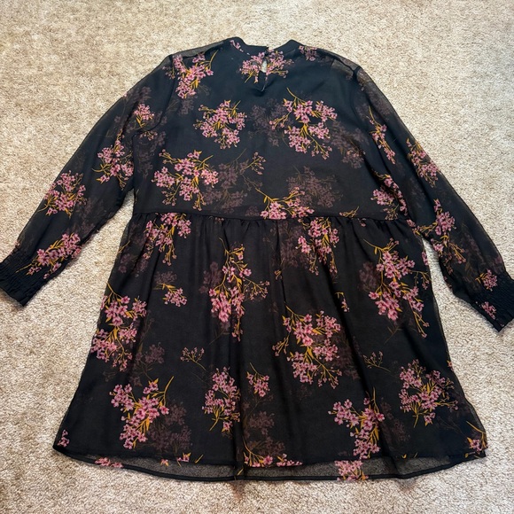 Who What Wear Women's Chiffon Mini Dress Long Sleeve Black Floral Ruffle Trim 2X - Picture 3 of 6